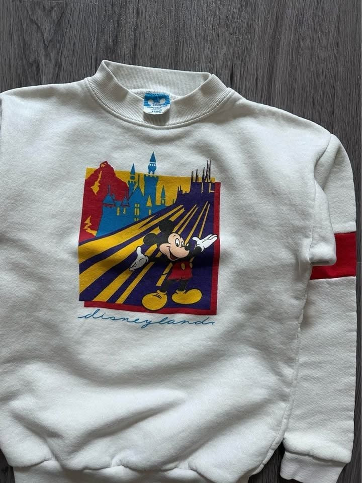 Vintage Mickey Disneyland Crewneck Sweatshirt