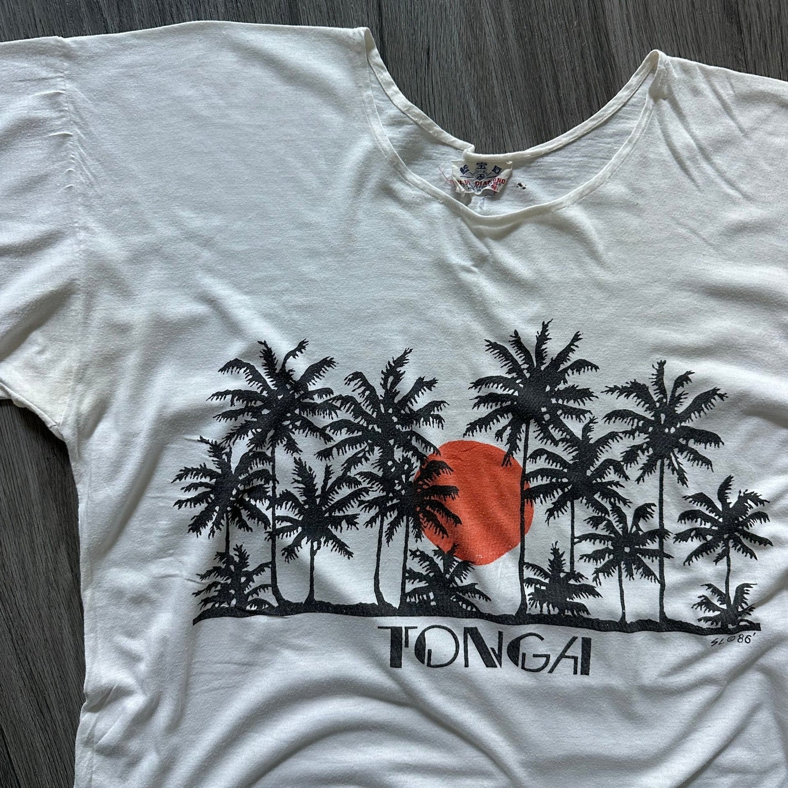 Vintage 80s Tonga T-Shirt Beach