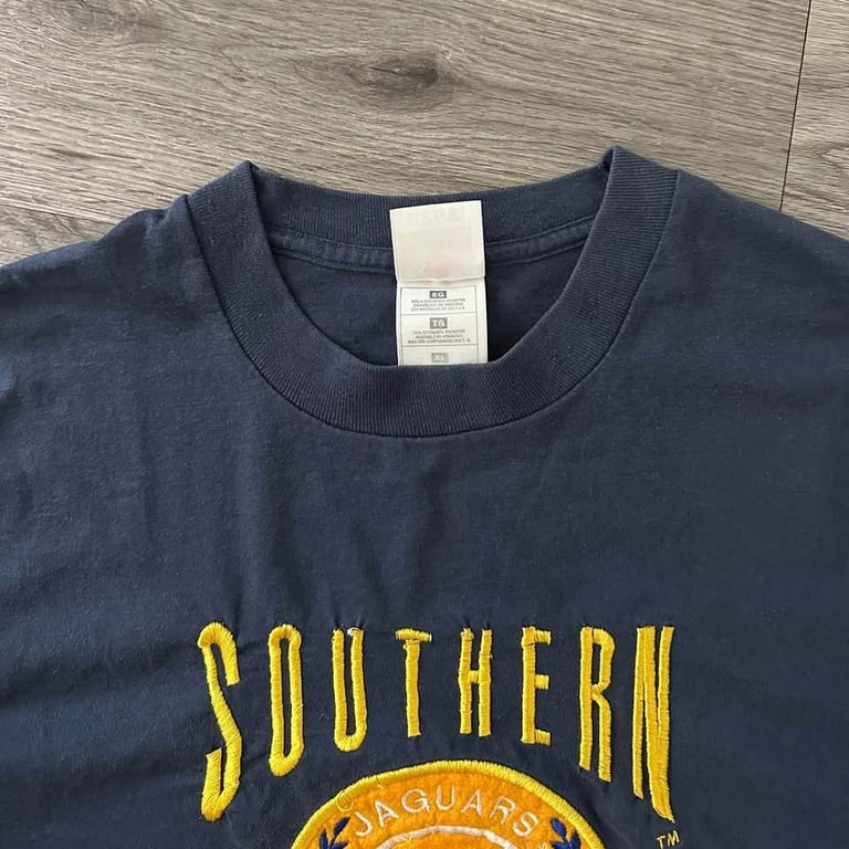 Vintage 90s Southern University Jaguars T-Shirt