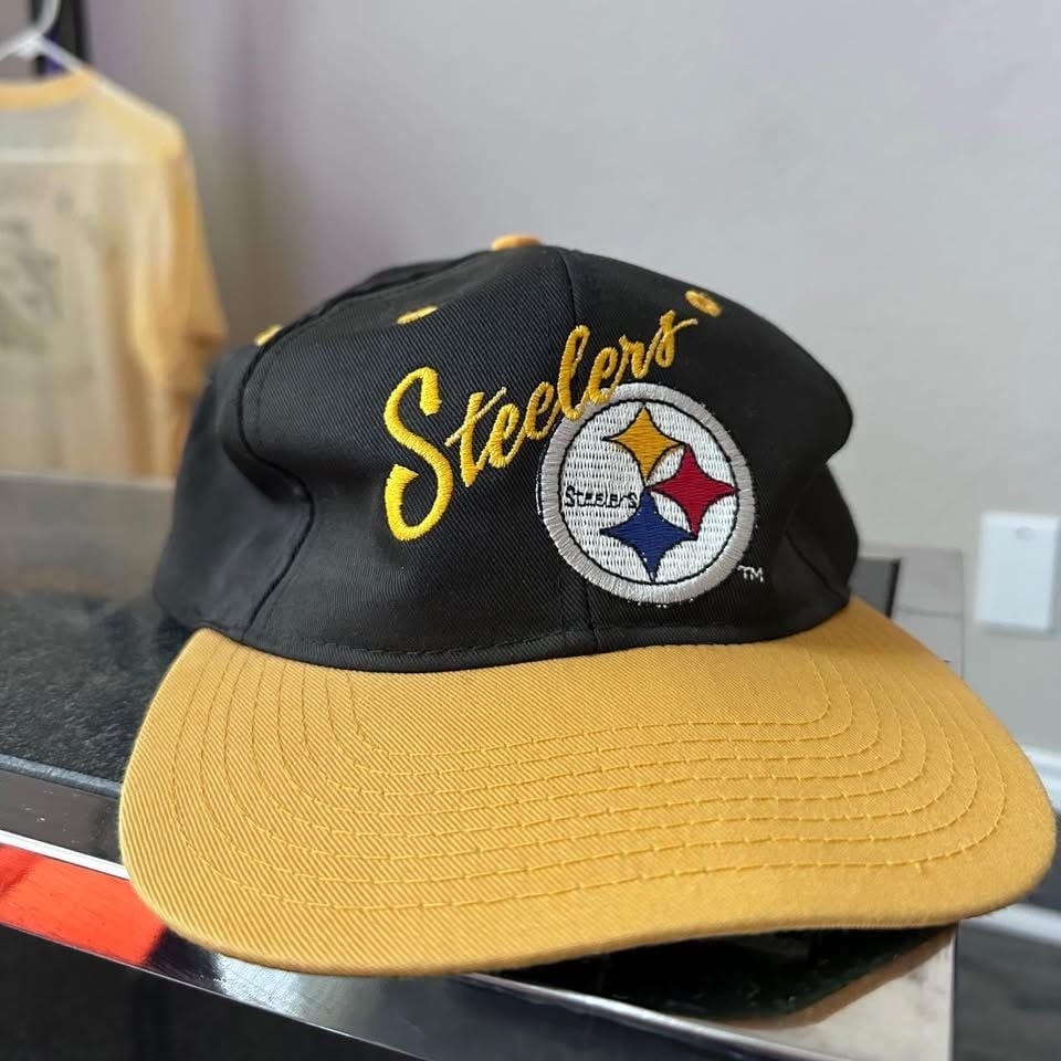 Vintage 90s Pittsburgh Steelers Hat
