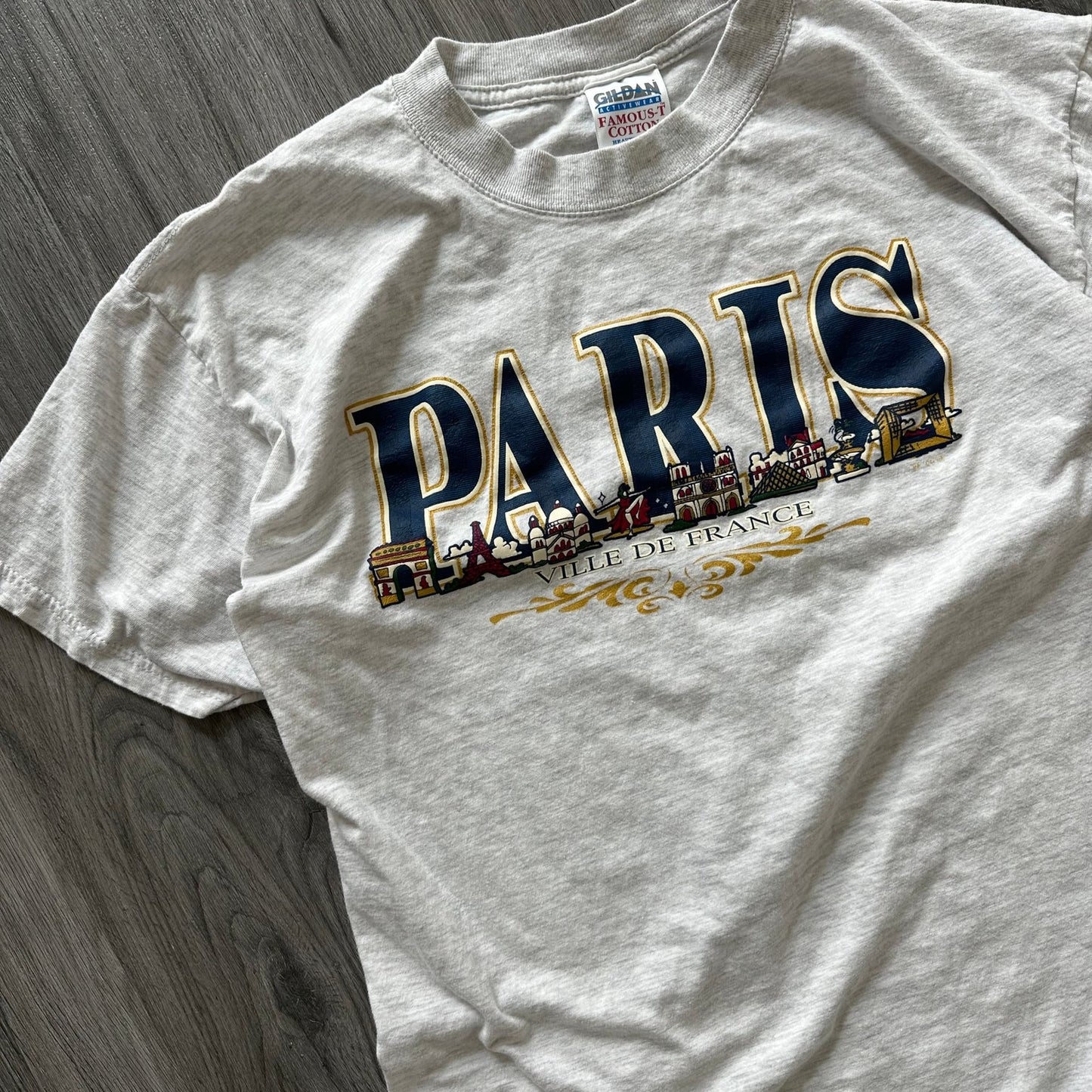 Vintage Paris Travel Souvenir Tee