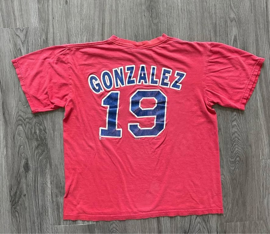 Vintage 1997 Juan Gonzalez T-Shirt Texas Rangers