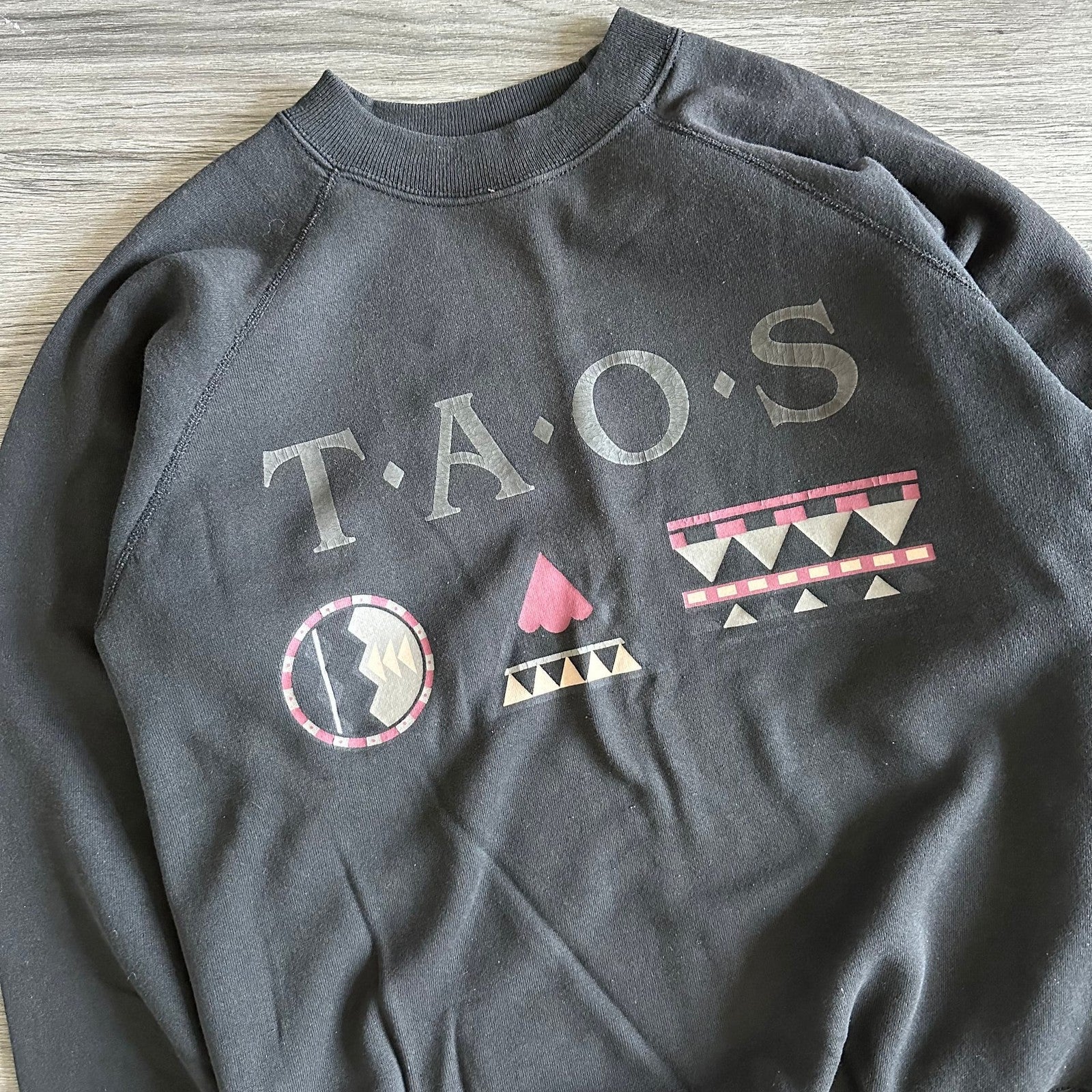 Vintage 90s Taos New Mexico Classic Crewneck Sweatshirt