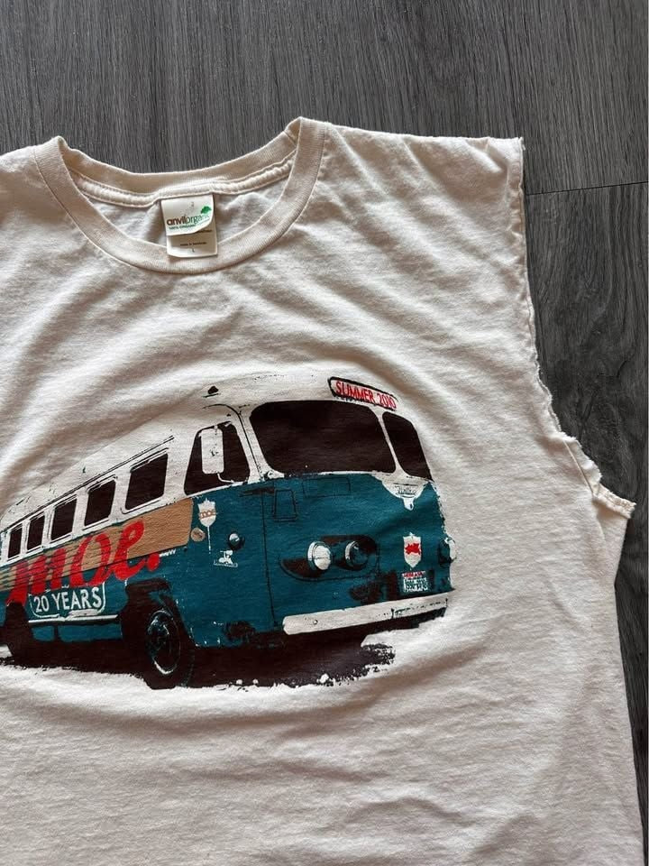 Moe. 2010 Concert Tour Tee