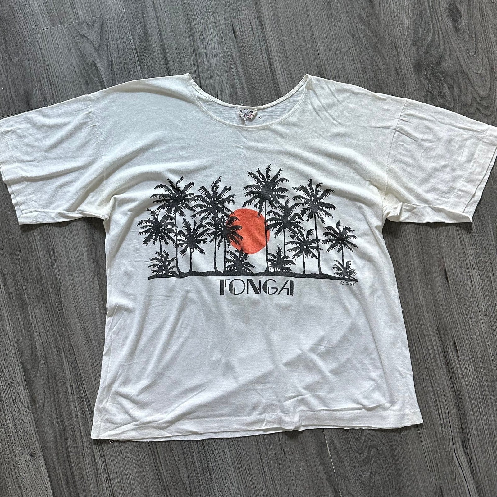 Vintage 80s Tonga T-Shirt Beach