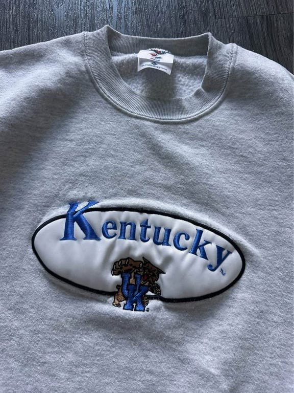 Vintage 90s Kentucky Wildcats Sweatshirt
