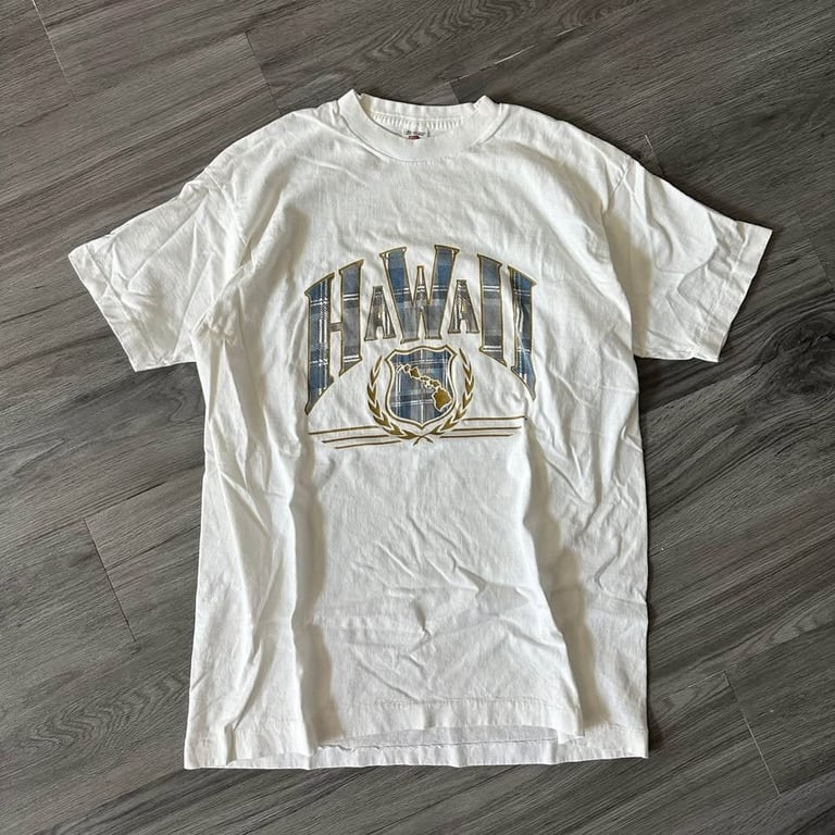 Vintage 90s Hawaii Graphic T-Shirt Plaid