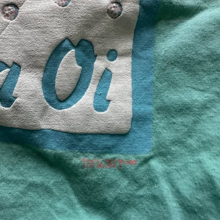 80s Vintage Maui Beach Surf Sweatshirt
