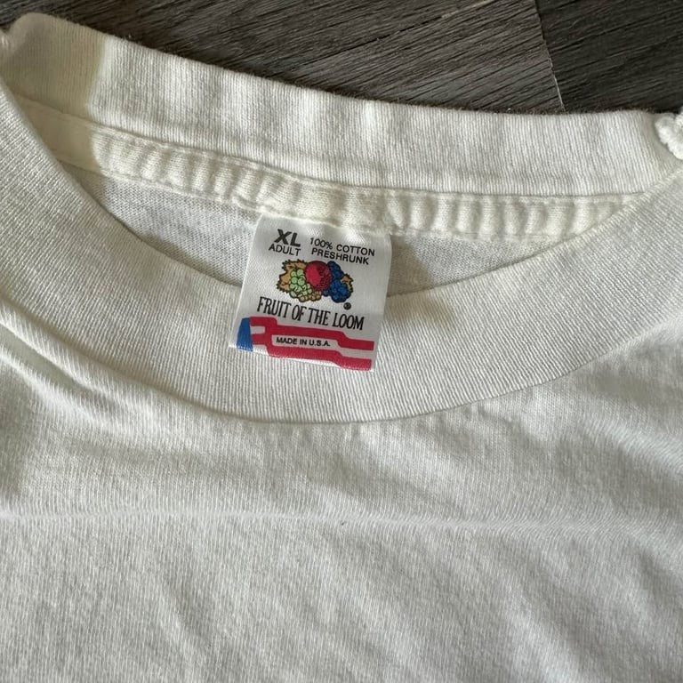 Vintage 90s Hawaii Graphic T-Shirt Plaid
