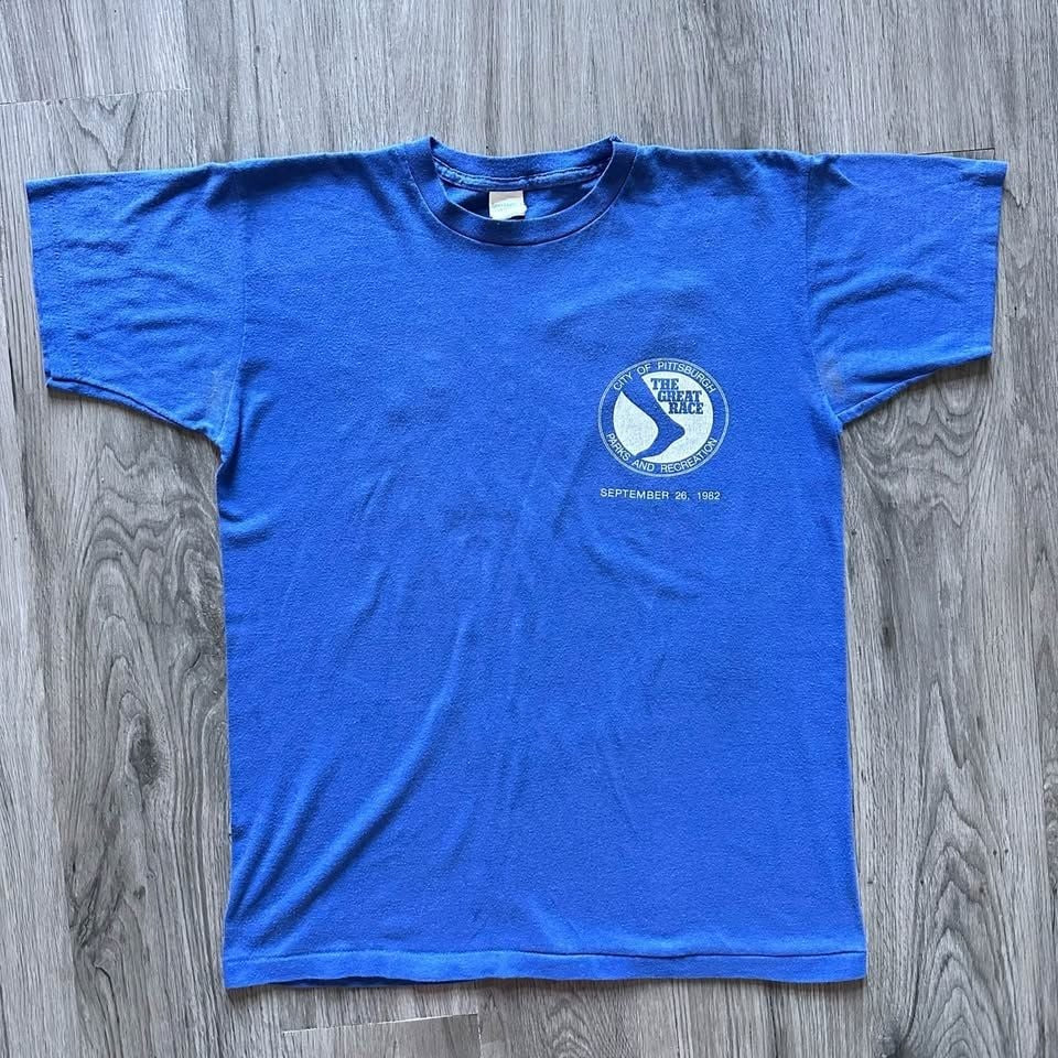 Vintage 80s City of Pittsburgh The Great Race T-Shirt