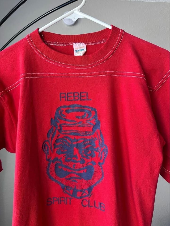 Vintage 70s Rebel Spirit Club Raglan Shirt